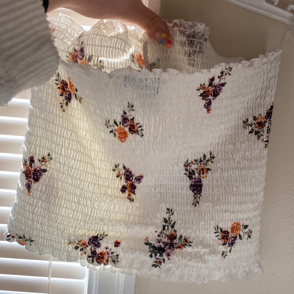 Top - Picture 3 of 3